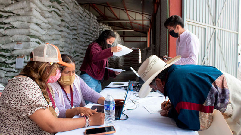 Avanza Agricultura 55.35 por ciento en la meta de entrega de fertilizante en Durango thumbnail
