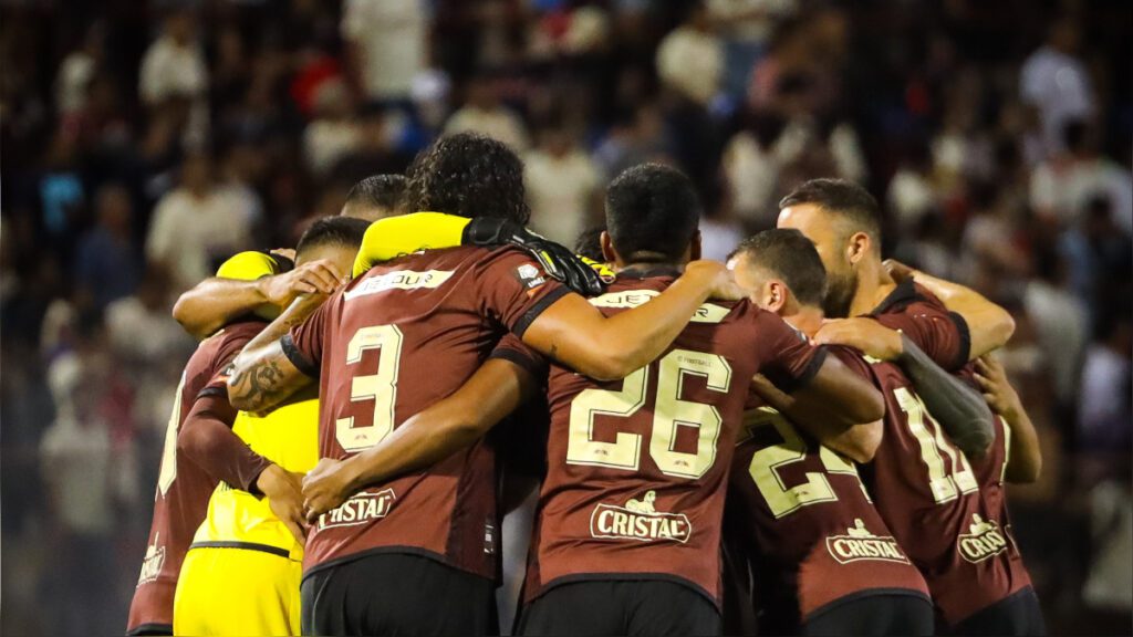 Universitario de Deportes esclavo de sus malas decisiones thumbnail