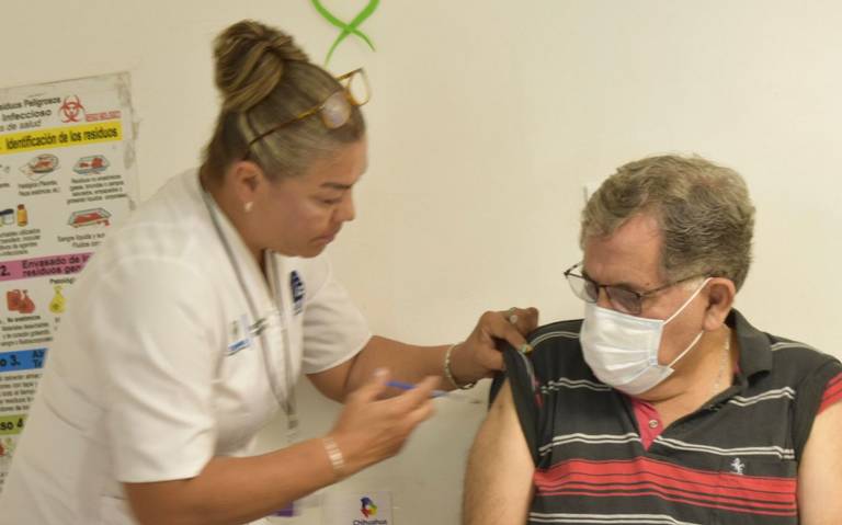 Continúa campaña de vacunación contra la influenza en Centros de Salud thumbnail