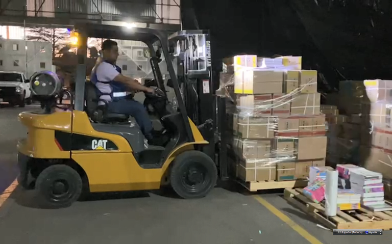 Reanudan trabajos de logística para la distribución de los libros de texto thumbnail