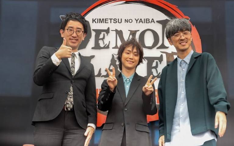 Fans reciben a las voces de “Demon Slayer” previo a estreno de nueva cinta thumbnail