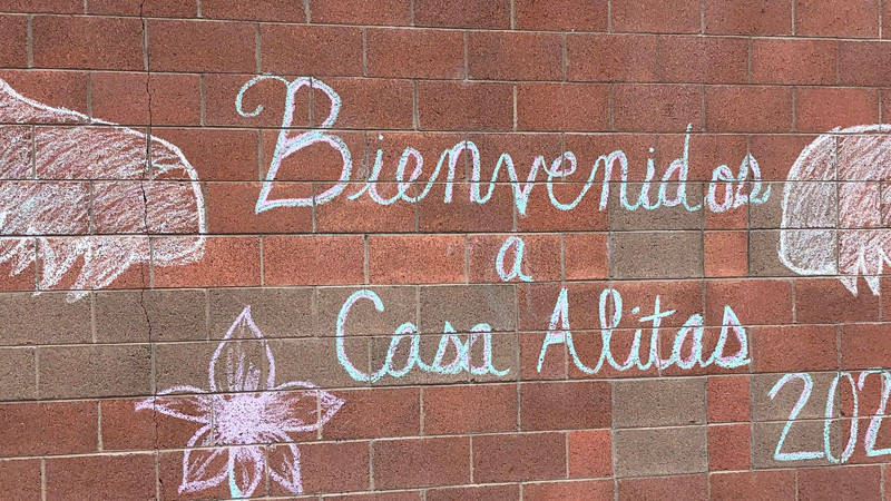 Se queda sin fondos Casa Alitas, único albergue para migrantes en Arizona thumbnail