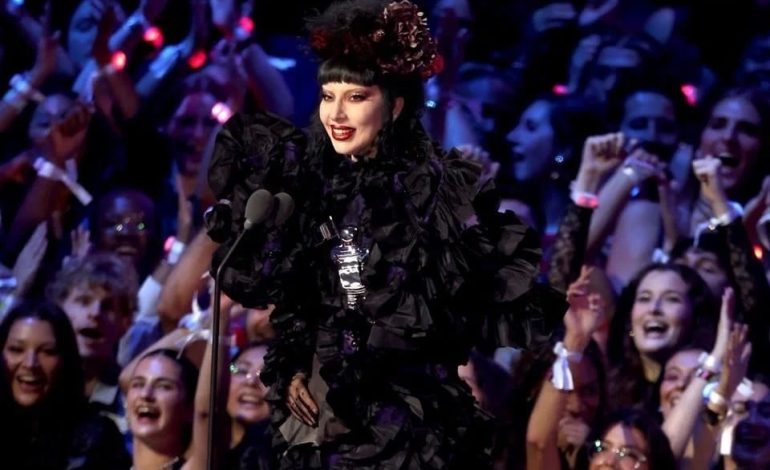  Corona MTV VMAs a Lady Gaga como Artista del Año