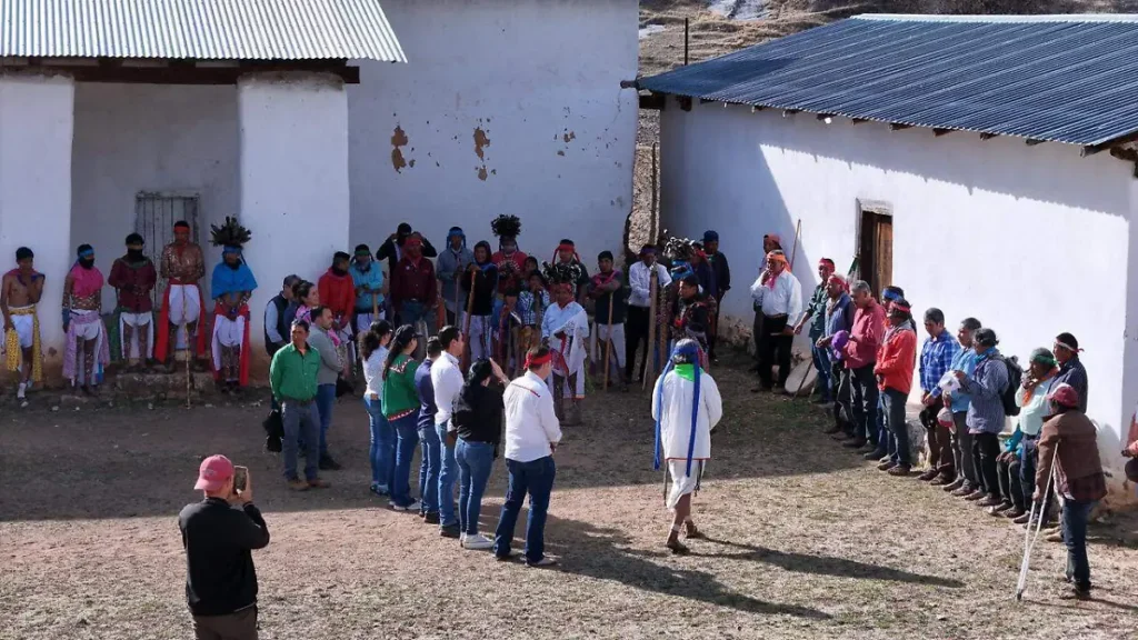 Invitan a visitantes y turistas a acudir a la celebración de la Semana Santa Rarámuri thumbnail